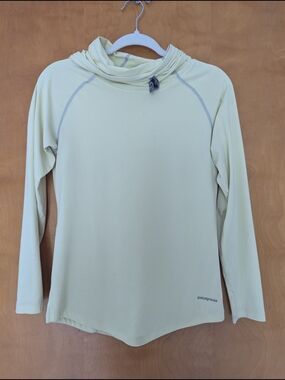 Patagonia Light Yellow Long Sleeve Sun Hoodie